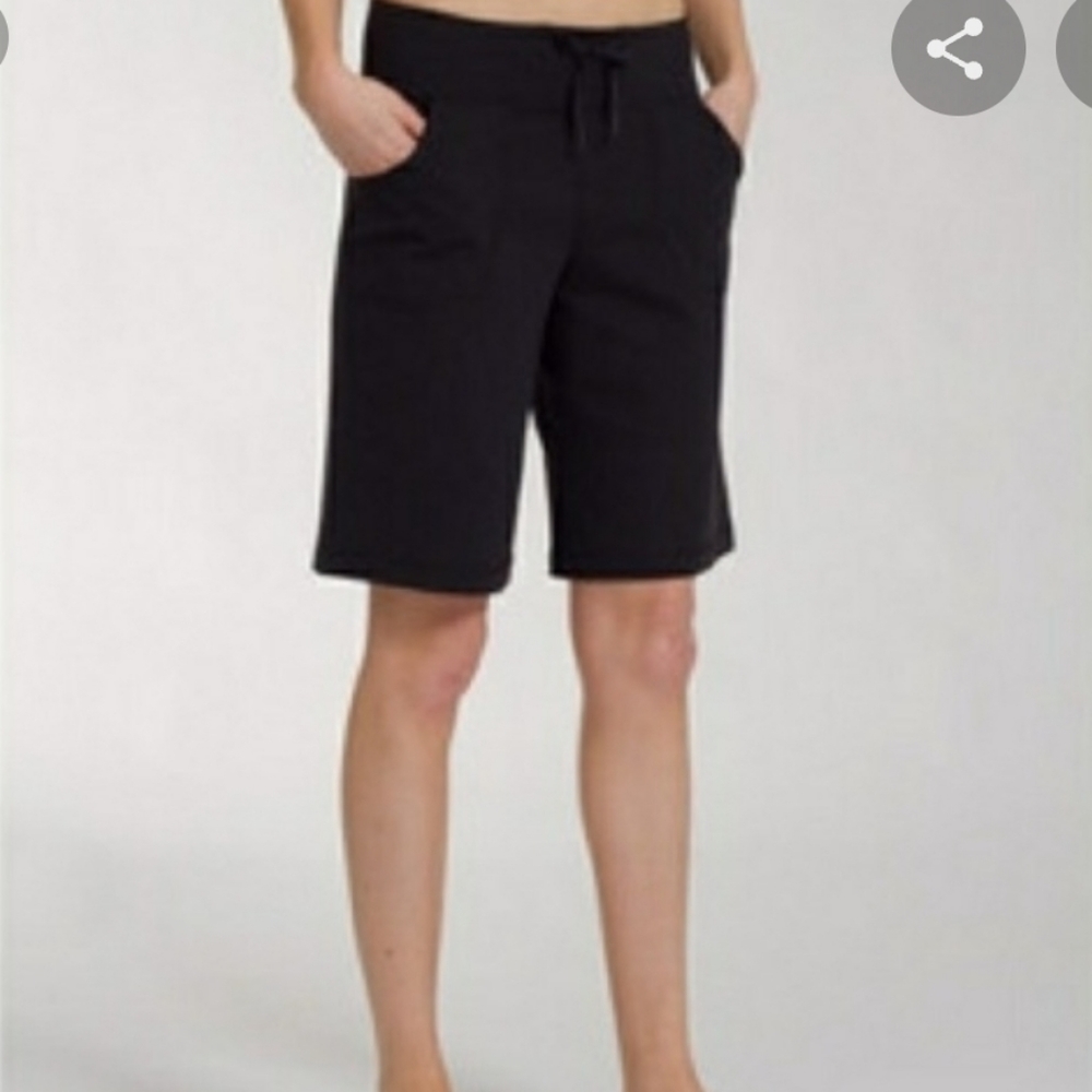 💰Buy 1 Get 1 Free. Lululemon Wide Leg Long Shorts. Size 10.